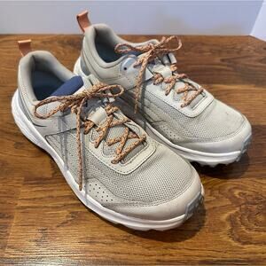 Columbia Vertisol Trail Women’s Hiking Shoes Off White Sz 9 Lightweight Outdoor